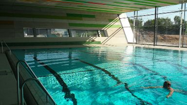 Kopletní keramické práce Aquapark ,bazeény, mozaiky, Německo